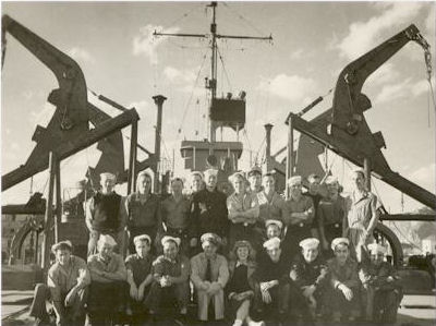 LST327 Crew, Philadellpia Navy Shipyard WWII